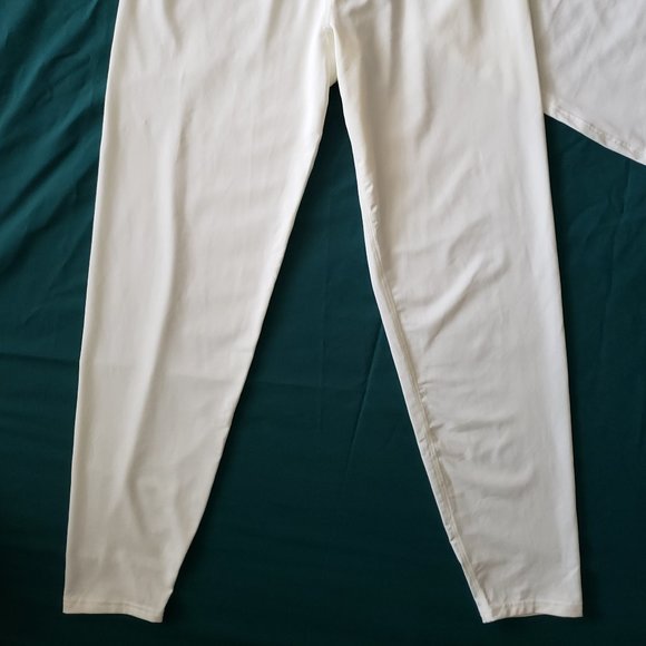 **SOLD**Snow Angel CyberSilk Base Layer Set size Medium~ Pearl - Picture 5 of 10